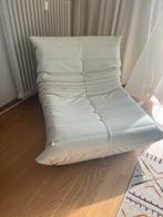 Togo fauteuil, Ophalen
