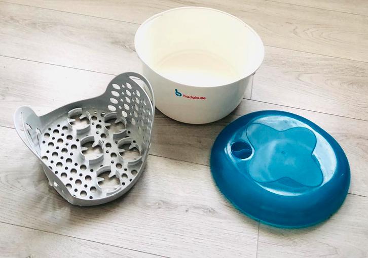 Stérilisateur badabulle bleu blanc bébé enfant fille garçon, Kinderen en Baby's, Babyvoeding en Toebehoren, Gebruikt, Sterilisator