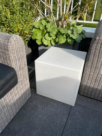 Kubus terrasverlichting vloerlamp / hanglamp. 40x40x40cm beschikbaar voor biedingen
