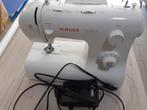 Singer naaimachine Tradition 2282 zo goed als nieuw, Hobby en Vrije tijd, Naaimachines en Toebehoren, Ophalen, Zo goed als nieuw