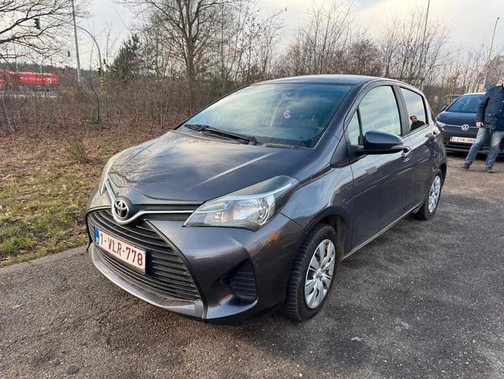 TOYOTA Yaris

 1.33i VVT-i Lounge (EXPORT PRIJS), Auto's, Toyota, Bedrijf, Te koop, Yaris, ABS, Airbags, Airconditioning, Boordcomputer