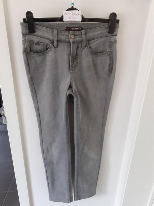 CAMBIO Middengrijze spijkerbroek Maat: (B) 36 Prijs: € 10, Vêtements | Femmes, Jeans, Comme neuf, W28 - W29 (confection 36), Gris