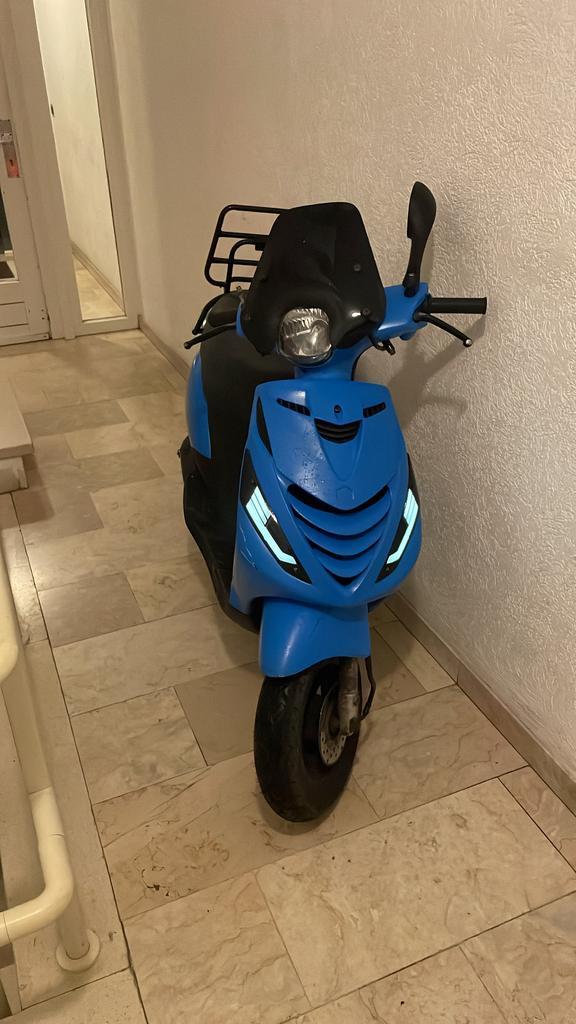Fermeture éclair Piaggo, Vélos & Vélomoteurs, Scooters | Piaggio, Comme neuf, Zip, Enlèvement