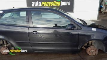 Portier 2Deurs rechts van een Volkswagen Polo (LC9Z) beschikbaar voor biedingen