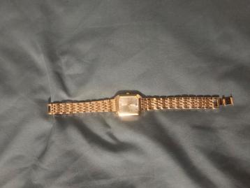 Horloge  beschikbaar voor biedingen