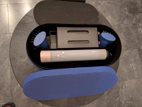 Dyson Airwrap nieuw in doos, Handtassen en Accessoires, Uiterlijk | Haarverzorging, Nieuw, Ophalen of Verzenden