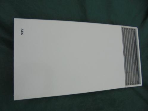 elektrische wandconvector AEG, Huis en Inrichting, Kachels, Zo goed als nieuw, Hangend, Overige soorten, Elektrisch, Ophalen