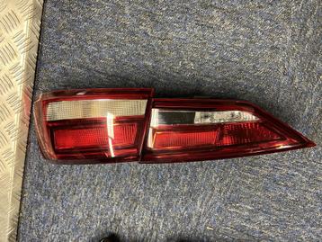Audi A3 sedan limo achterlichten rechts 8v5945076 8v5945070 beschikbaar voor biedingen