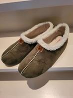 Kaki pantoffels merk Nortenas mt 42 in nieuwstaat, Enfants & Bébés, Vêtements de bébé | Chaussures & Chaussettes, Comme neuf, Enlèvement ou Envoi
