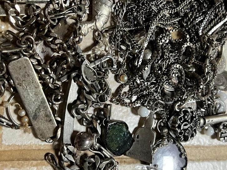 2 kilo sieraden en ander zilver, Antiek en Kunst, Antiek | Zilver en Goud, Zilver, Ophalen of Verzenden