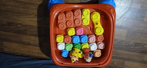 bumba speeltafel met blokken, Kinderen en Baby's, Speelgoed | Speeltafels, Zo goed als nieuw, Ophalen