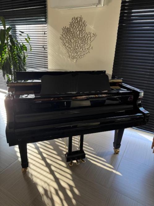vleugel piano Perzina GP‑187, Muziek en Instrumenten, Piano's, Zo goed als nieuw, Piano, Zwart, Ophalen