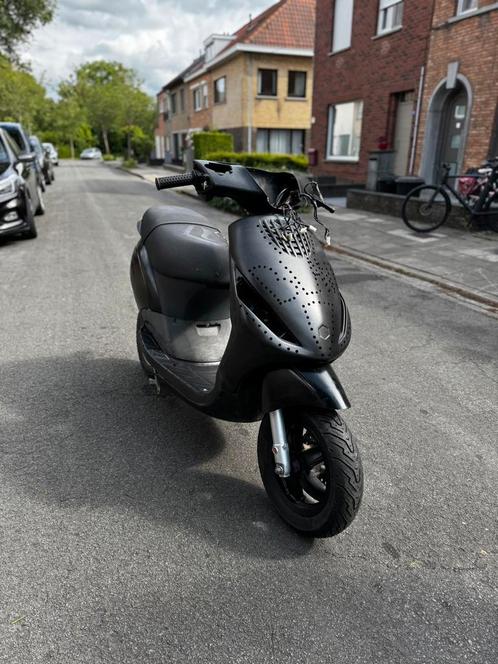 Piaggio zip h2o project, Fietsen en Brommers, Scooters | Piaggio, Zo goed als nieuw, Zip, Ophalen of Verzenden