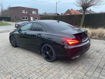 Mercedes CLA AUTOMAAT FULL BLACK verwarmd leder/pano/cruisec beschikbaar voor biedingen