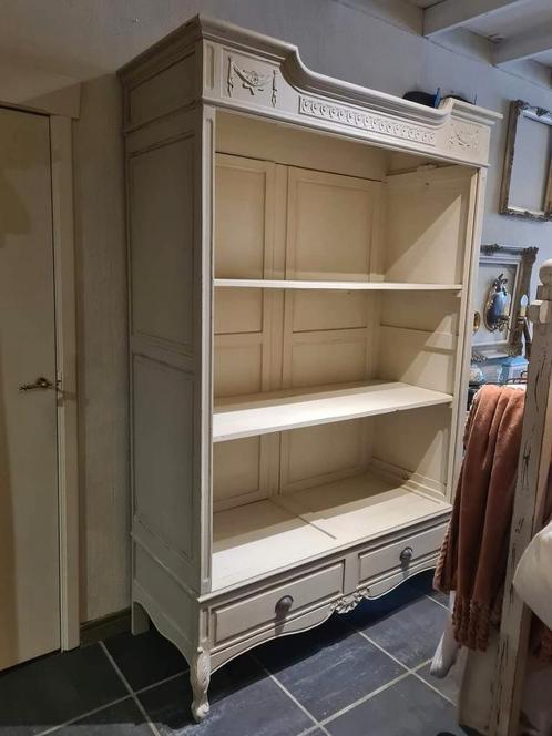 Belle armoire ouverte, patinée en 2 couleurs, Maison & Meubles, Armoires | Buffets, Comme neuf, Enlèvement