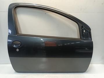 PORTIER RECHTS VOOR Toyota Aygo (B10) (01-2005/05-2014) beschikbaar voor biedingen