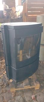 Houtkachel gietijzer, compact H72 B56 D47, 8000W. Nestor Mar, Huis en Inrichting, Ophalen, Houtkachel