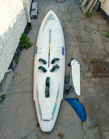 Mistral pandera, Watersport en Boten, Windsurfen, Ophalen, Gebruikt, 300 cm of meer, Met vin(nen)