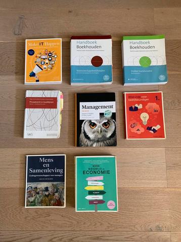 Boeken Eerste Bachelor Handelswetenschappen UGent beschikbaar voor biedingen