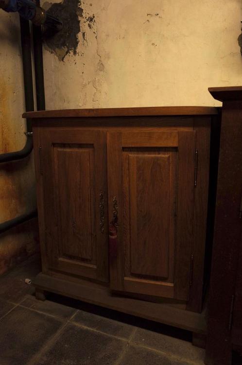 Massieve houten barkast rustieke stijl, Huis en Inrichting, Kasten | Dressoirs, Zo goed als nieuw, Ophalen of Verzenden