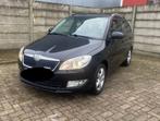 Skoda Fabia Combi 1.2TDI | 2011 | 184.000km | trekhaak, Auto's, Skoda, Voorwielaandrijving, Euro 5, Stof, Zwart