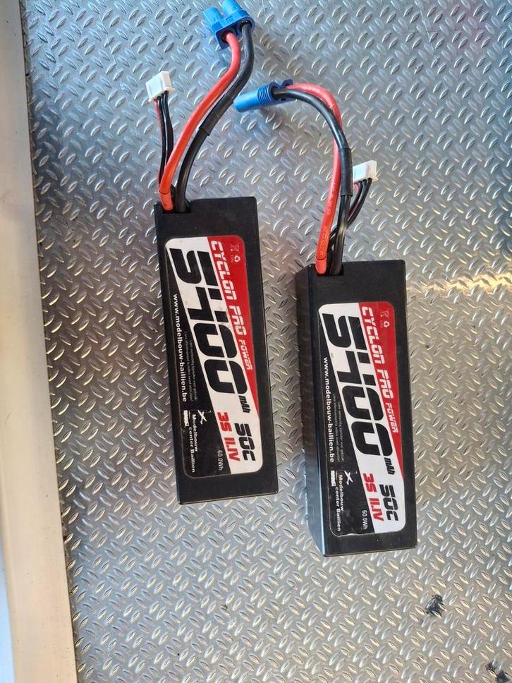 2 batteries lipo Hardcase 3s, connecteur EC5 5400 mAh, Hobby & Loisirs créatifs, Modélisme | Radiocommandé & Téléguidé | Autre