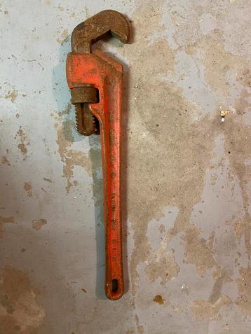 Te koop stemsleutel/ pijpentang  beschikbaar voor biedingen