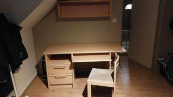 Bureau beschikbaar voor biedingen