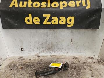 Draagarm links-voor van een Suzuki Ignis beschikbaar voor biedingen