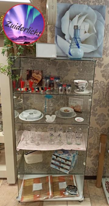Brocante spullen - 2v2 beschikbaar voor biedingen