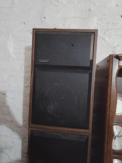 Lot enceintes/ampli Allison, Pioneer, Stereo State Stereo, Audio, Tv en Foto, Luidsprekerboxen, Gebruikt, Front, Rear of Stereo speakers