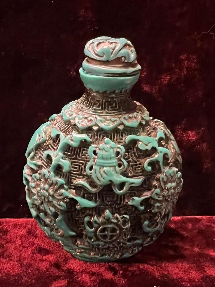 Chinese vintage snuiffles – turquoise kleur – rijk gesneden, Antiek en Kunst, Antiek | Gereedschap en Instrumenten, Ophalen of Verzenden