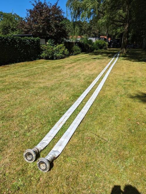 2 brandweerslangen 30 meter - diameter 102mm (4"), Doe-het-zelf en Bouw, Buizen en Afvoer, Zo goed als nieuw, Overige typen, Overige materialen