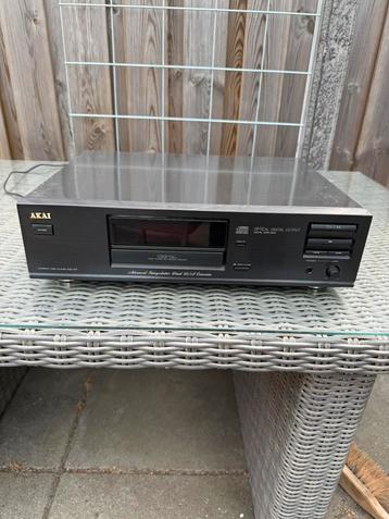 Akai CD-27 cd speler beschikbaar voor biedingen