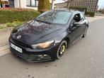 VW SCIROCCO 2.0 TDI 2014 085.000 km R-Line LICHTE SCHOK!!, Auto's, Stof, 4 cilinders, 1984 cc, Zwart