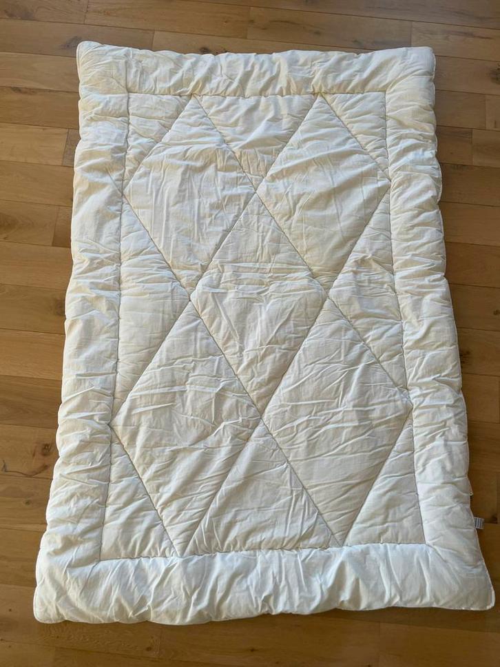 Dekbed 140 x 200, Kinderen en Baby's, Kinderkamer | Beddengoed, Gebruikt, Deken of Dekbed, Wit, Jongetje of Meisje, Ophalen