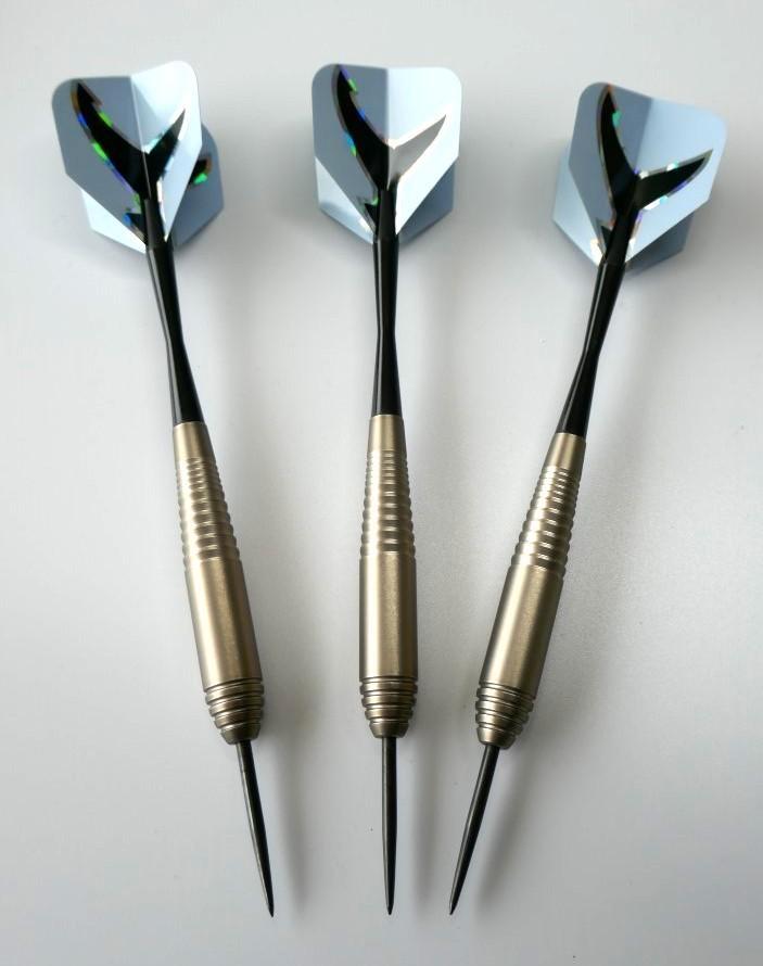 Harrows Silver Shark darts set, nieuw, Sport en Fitness, Darts, Flights, Ophalen of Verzenden