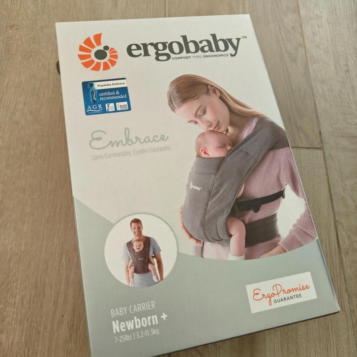 Ergobaby Embrace draagzak, Kinderen en Baby's, Babydragers en Draagdoeken, Zo goed als nieuw, Draagzak, Buik of Rug, Overige merken