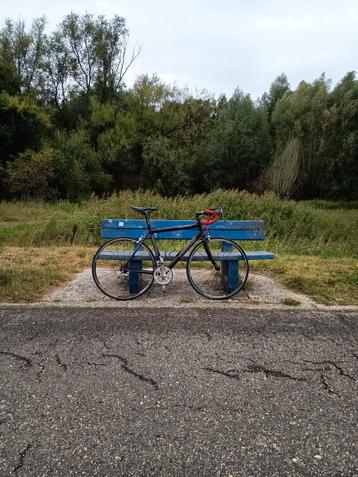 Te koop Moozes racefiets  beschikbaar voor biedingen
