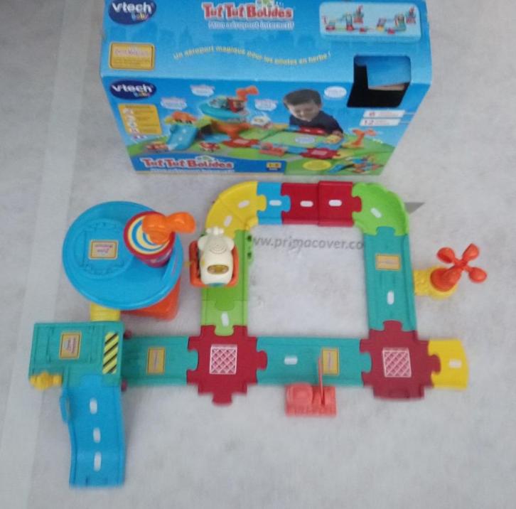 Aeroport Vtech + Bolides, Enfants & Bébés, Jouets | Vtech, Utilisé, 6 mois à 2 ans, Enlèvement