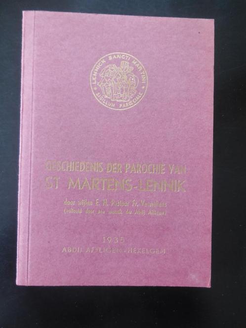 ST.MARTENS-LENNIK - Histoire de la paroisse de St.Martens, Livres, Histoire & Politique, Comme neuf, Enlèvement ou Envoi