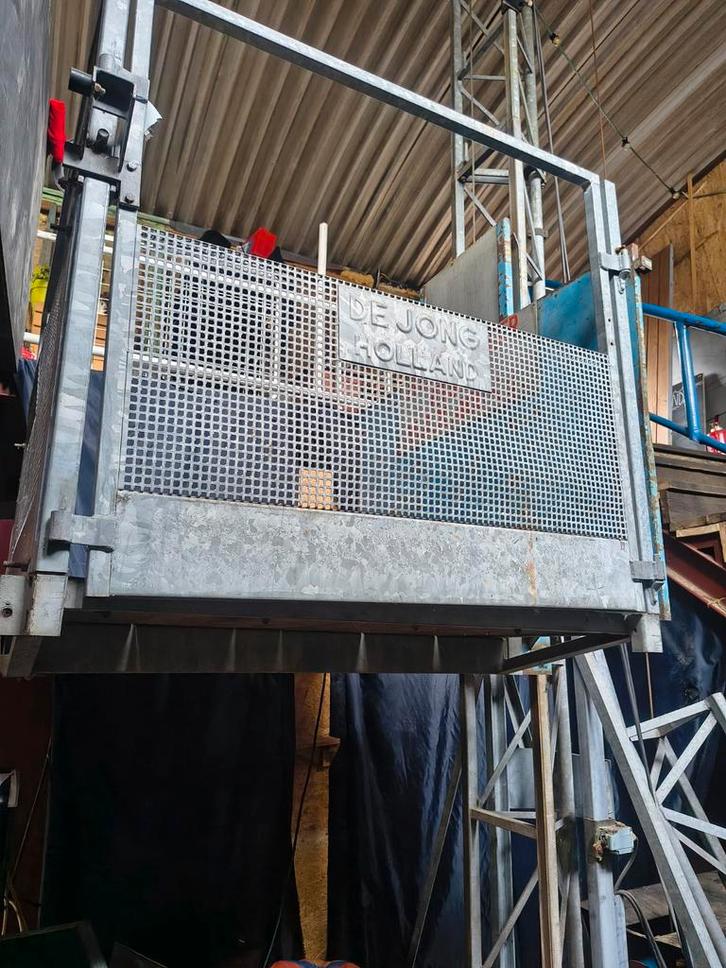 Bouw lift 400kg De jong holland, Doe-het-zelf en Bouw, Bouwliften, Gebruikt, Bouwlift, Ophalen