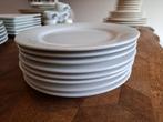 2 kinds of white dishes, Huis en Inrichting, Ophalen, Zo goed als nieuw
