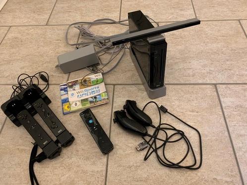 Wii console met veel toebehoren, Consoles de jeu & Jeux vidéo, Consoles de jeu | Nintendo Wii, Comme neuf, Avec 3 manettes ou plus