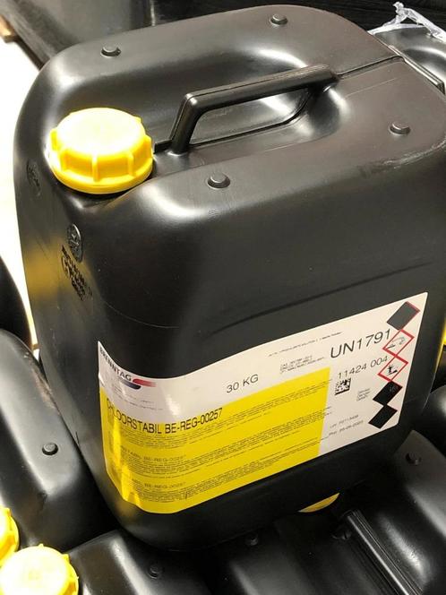 stevige bidon, jerrycan, bus 30 liter, Tuin en Terras, Regentonnen, Zo goed als nieuw, Ophalen of Verzenden