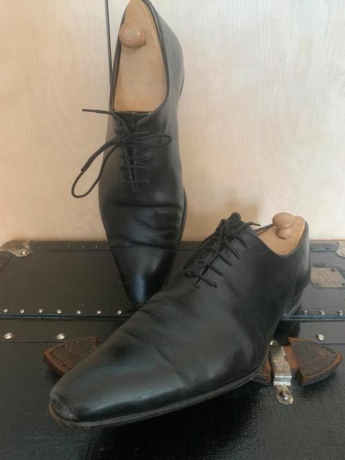 Paire de souliers Finsbury noirs, Vêtements | Hommes, Chaussures, Porté, Noir