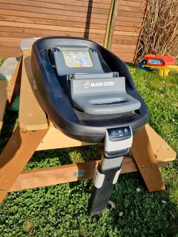 Familyfix voor maxi cosi pebble, pearl en cabriofix beschikbaar voor biedingen
