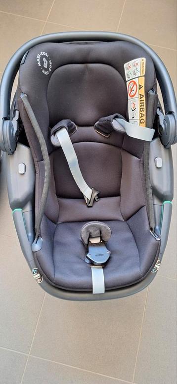 Maxi cosi coral en isofix beschikbaar voor biedingen