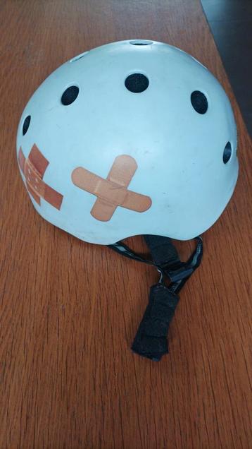 Fietshelm maat M-L 52-58 cm beschikbaar voor biedingen