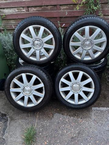 Wielen met hele goede winterbanden 16” beschikbaar voor biedingen
